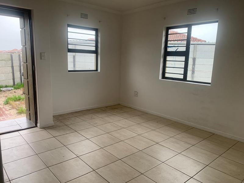 2 Bedroom Property for Sale in Westridge Western Cape